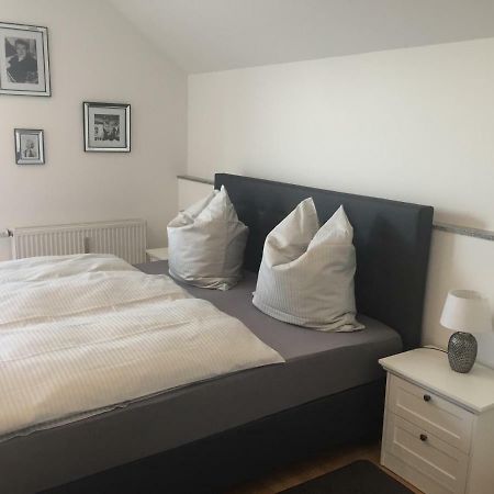 Apartment Mit Parkblick Tönisvorst Екстериор снимка