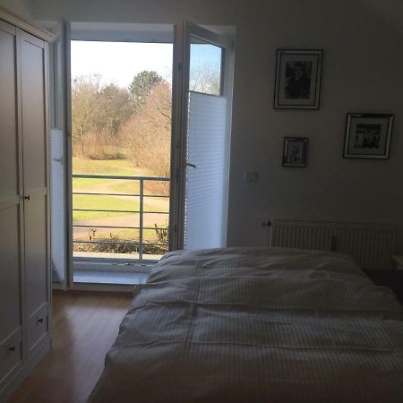 Apartment Mit Parkblick Tönisvorst Екстериор снимка